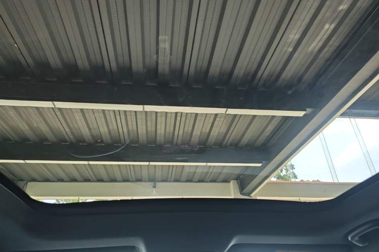 Used CHANGAN UNI-V 2022 2.0T Leading-Speed Edition Headliner