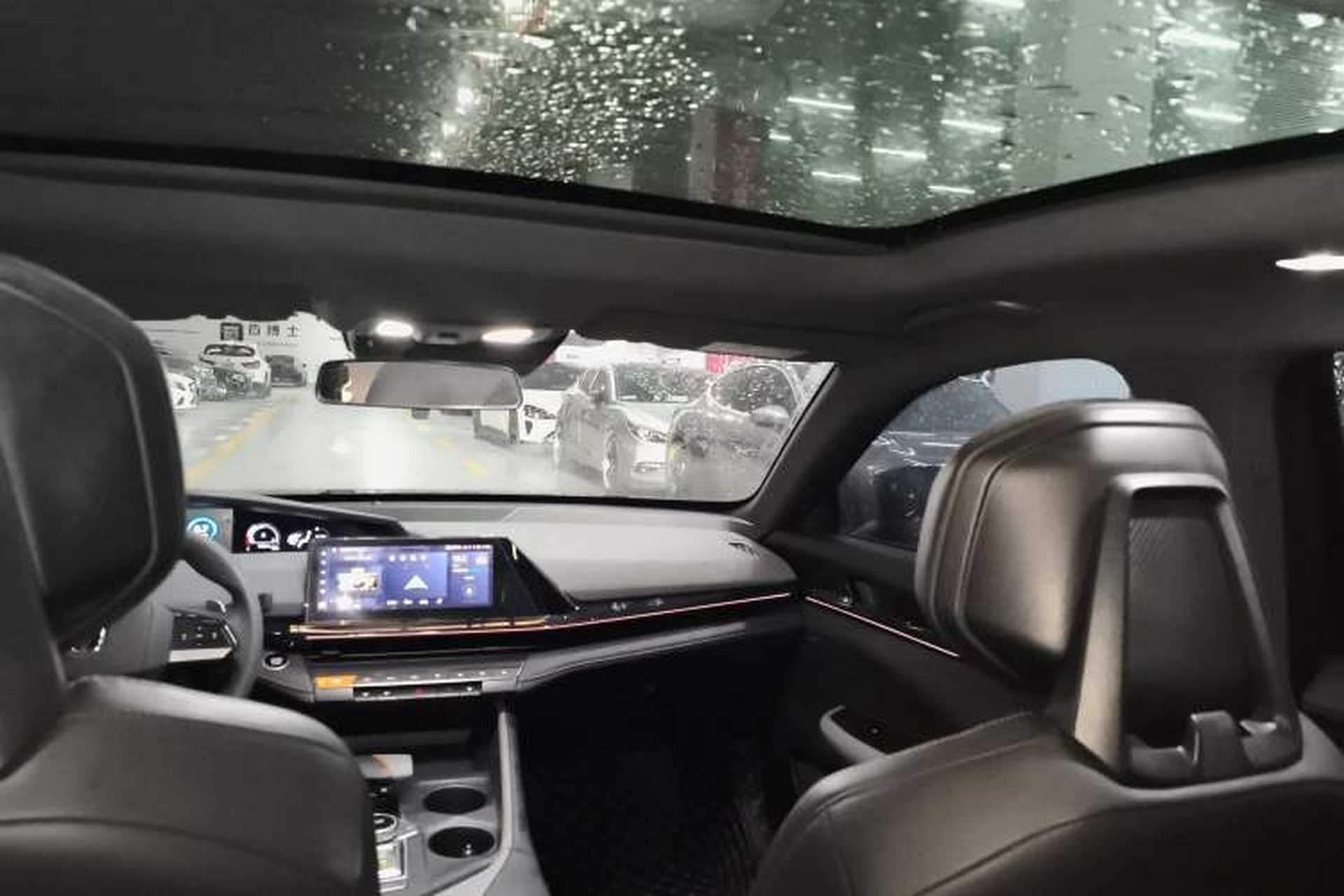 Used CHANGAN UNI-V 2022 1.5T Smart Navigation Version Headliner
