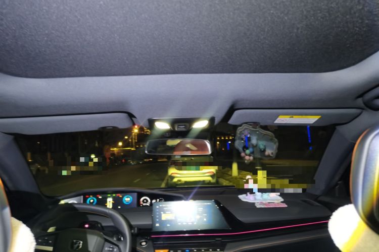 Used CHANGAN UNI-V 2022 1.5T Prestige Version Headliner
