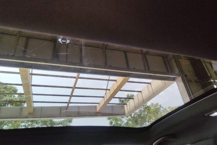Used CHANGAN UNI-V 2022 1.5T Prestige Version Headliner