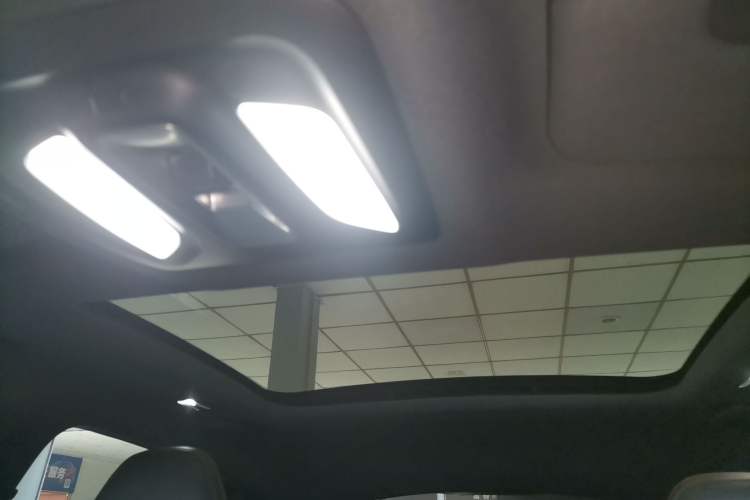 Used CHANGAN UNI-V 2022 2.0T Leading-Speed Edition Headliner