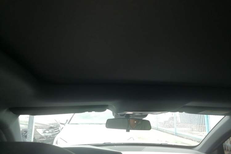 Used CHANGAN UNI-V 2022 1.5T Prestige Version Headliner