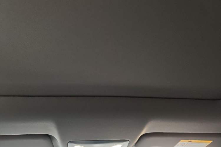 Used CHANGAN UNI-V 2022 1.5T Prestige Version Headliner