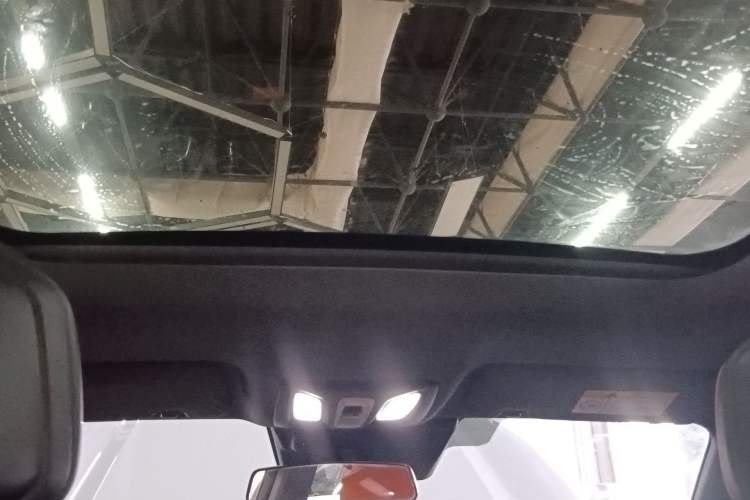 Used CHANGAN UNI-V 2022 1.5T Smart Navigation Version Headliner
