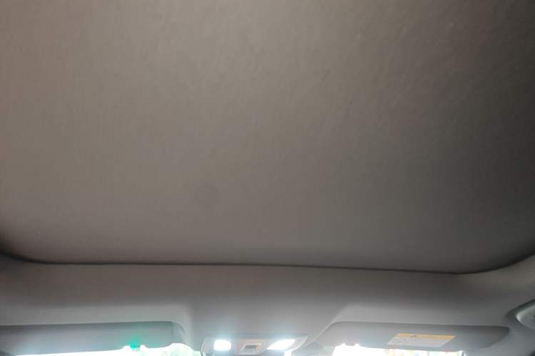 Used CHANGAN UNI-V 2022 1.5T Prestige Version Headliner