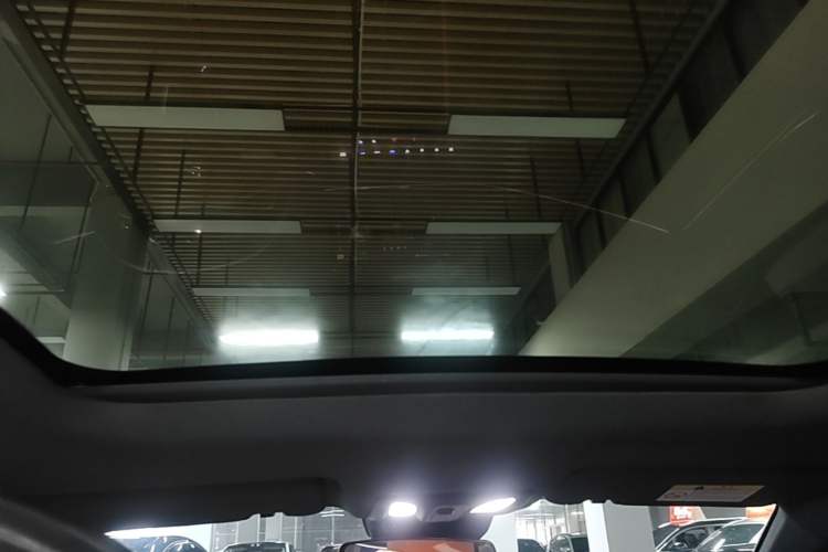 Used CHANGAN UNI-V 2022 1.5T Prestige Version Headliner