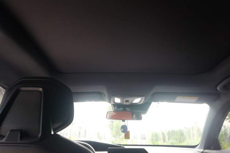 Used CHANGAN UNI-V 2022 1.5T Smart Navigation Version Headliner