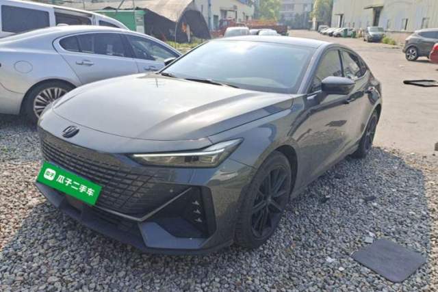 Used CHANGAN UNI-V 2022 1.5T Prestige Version
