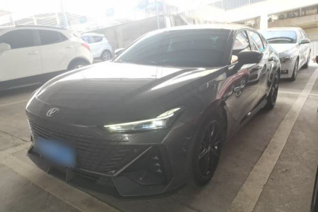 Used CHANGAN UNI-V 2022 1.5T Prestige Version