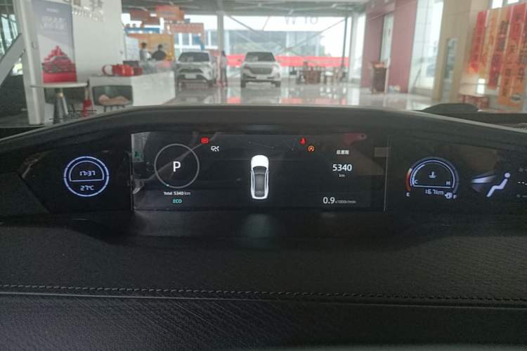 Used CHANGAN UNI-V 2022 1.5T Prestige Version Instrument Cluster