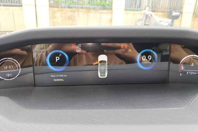 Used CHANGAN UNI-V 2022 1.5T Sport Edition Instrument Cluster