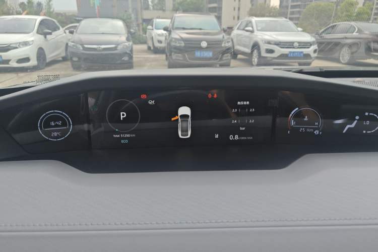 Used CHANGAN UNI-V 2022 1.5T Prestige Version Instrument Cluster