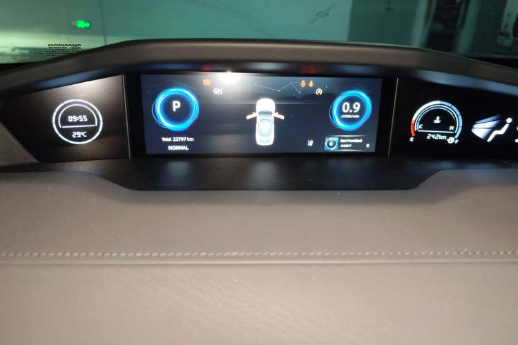 Used CHANGAN UNI-V 2022 1.5T Prestige Version Instrument Cluster