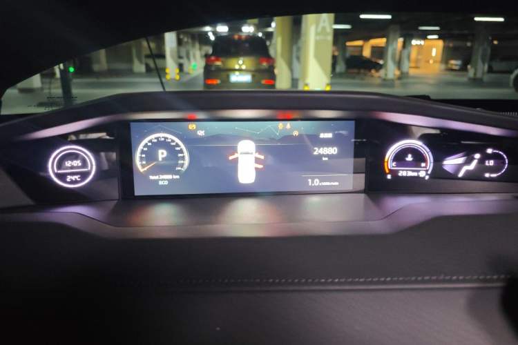 Used CHANGAN UNI-V 2022 2.0T Sporty Version Instrument Cluster