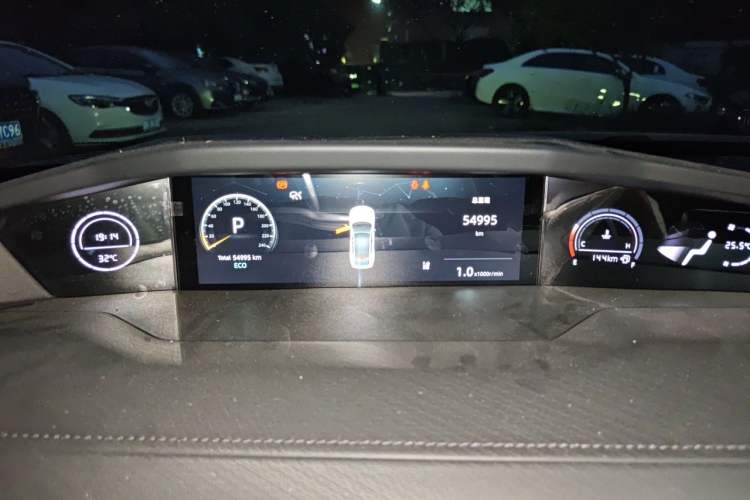 Used CHANGAN UNI-V 2022 1.5T Prestige Version Instrument Cluster