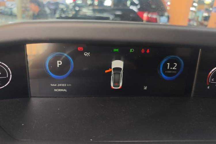 Used CHANGAN UNI-V 2022 1.5T Prestige Version Instrument Cluster