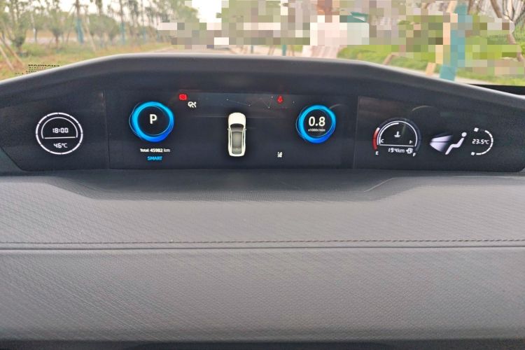 Used CHANGAN UNI-V 2022 1.5T Smart Navigation Version Instrument Cluster