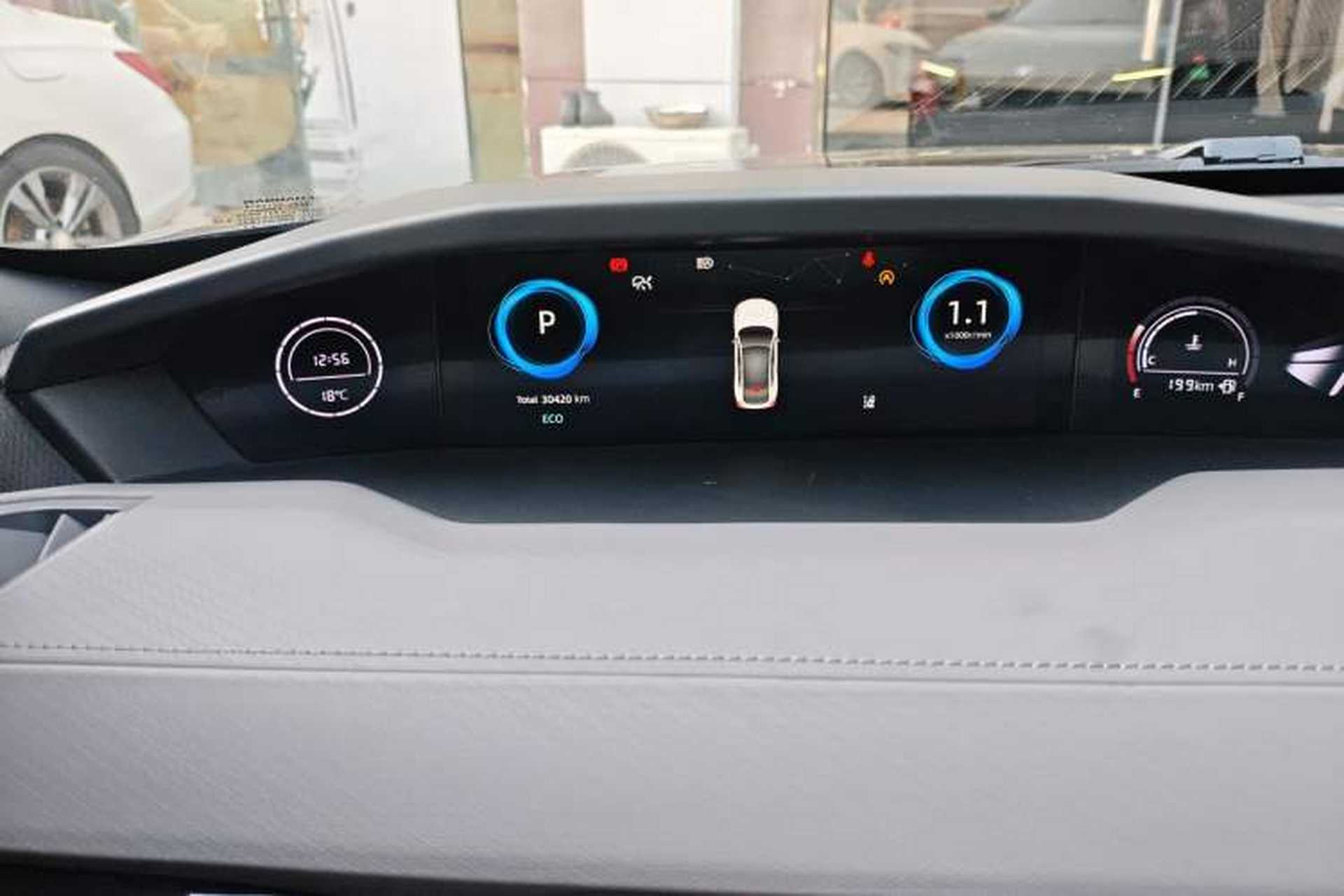 Used CHANGAN UNI-V 2022 1.5T Smart Navigation Version Instrument Cluster