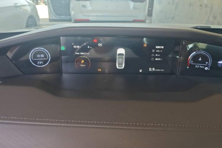 Used CHANGAN UNI-V 2022 1.5T Prestige Version Instrument Cluster