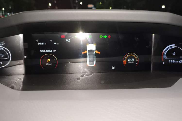 Used CHANGAN UNI-V 2022 1.5T Prestige Version Instrument Cluster