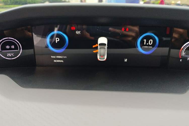 Used CHANGAN UNI-V 2022 1.5T Prestige Version Instrument Cluster