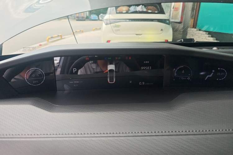 Used CHANGAN UNI-V 2022 1.5T Sport Edition Instrument Cluster