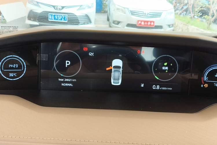 Used CHANGAN UNI-V 2022 1.5T Prestige Version Instrument Cluster