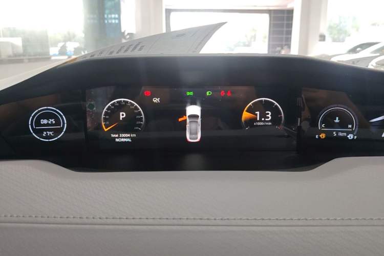 Used CHANGAN UNI-V 2022 1.5T Prestige Version Instrument Cluster
