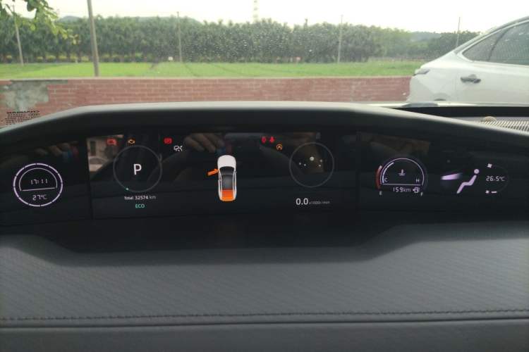 Used CHANGAN UNI-V 2022 1.5T Sport Edition Instrument Cluster