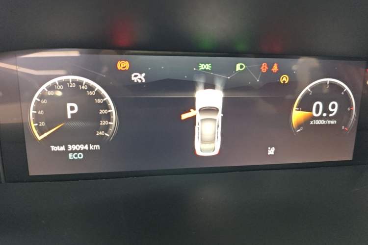 Used CHANGAN UNI-V 2022 1.5T Smart Navigation Version Instrument Cluster