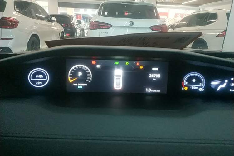 Used CHANGAN UNI-V 2022 1.5T Prestige Version Instrument Cluster