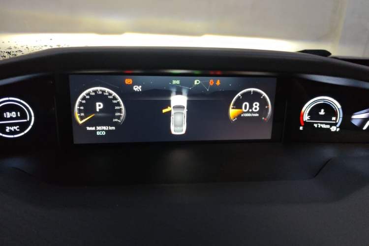 Used CHANGAN UNI-V 2022 1.5T Sport Edition Instrument Cluster
