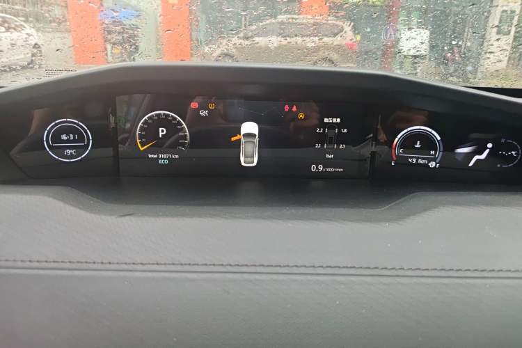 Used CHANGAN UNI-V 2022 1.5T Prestige Version Instrument Cluster