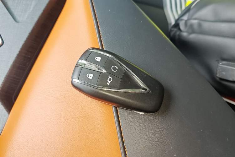 Used CHANGAN UNI-V 2022 1.5T Prestige Version Interior 1