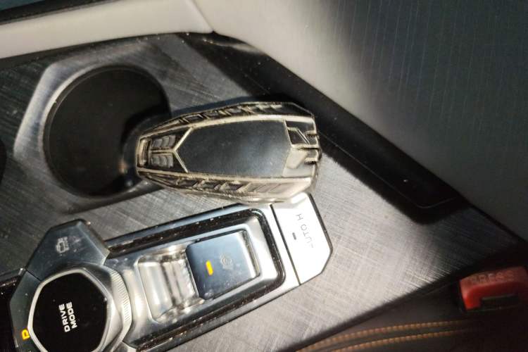Used CHANGAN UNI-V 2022 1.5T Prestige Version Interior 1