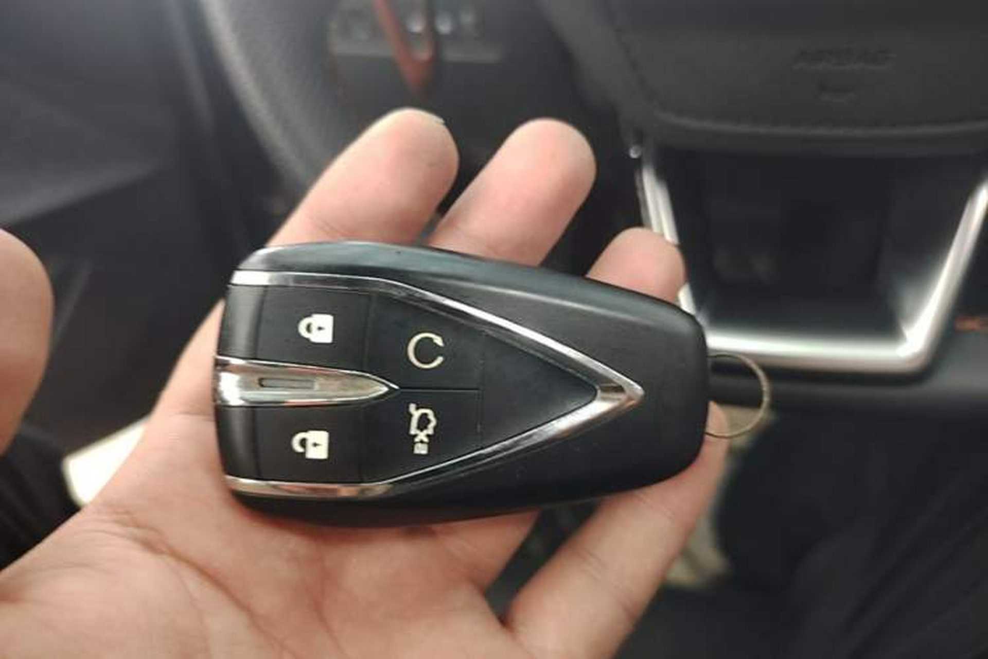 Used CHANGAN UNI-V 2022 1.5T Prestige Version Interior 1