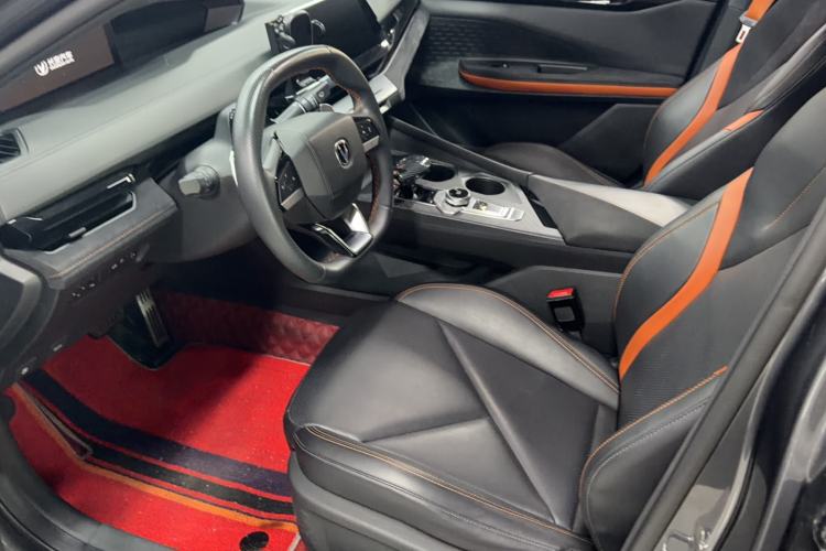 Used CHANGAN UNI-V 2022 1.5T Sport Edition Interior 1