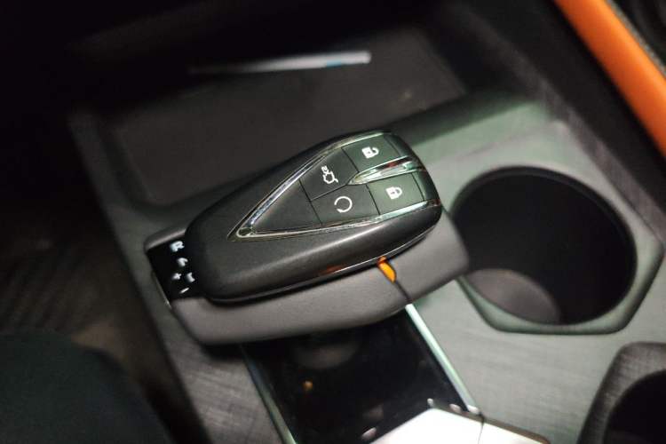 Used CHANGAN UNI-V 2022 1.5T Prestige Version Interior 1