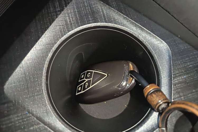 Used CHANGAN UNI-V 2022 2.0T Sporty Version Interior 1