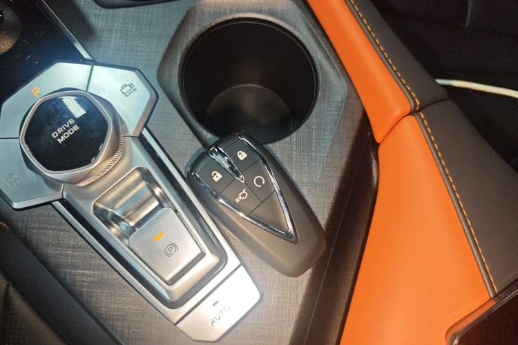 Used CHANGAN UNI-V 2022 1.5T Prestige Version Interior 1
