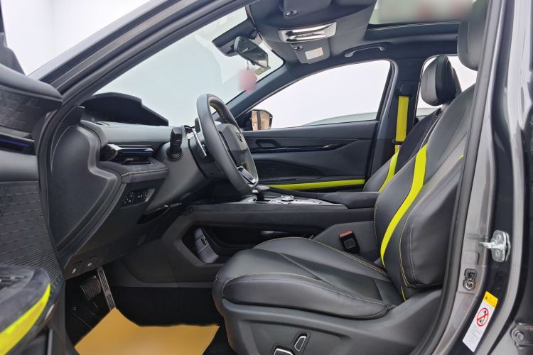Used CHANGAN UNI-V 2022 1.5T Sport Edition Interior 1