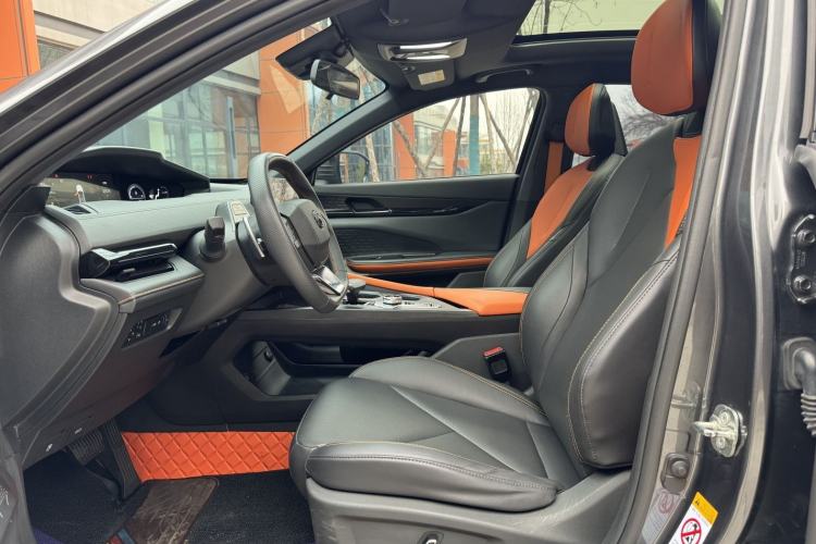 Used CHANGAN UNI-V 2022 1.5T Prestige Version Interior 1