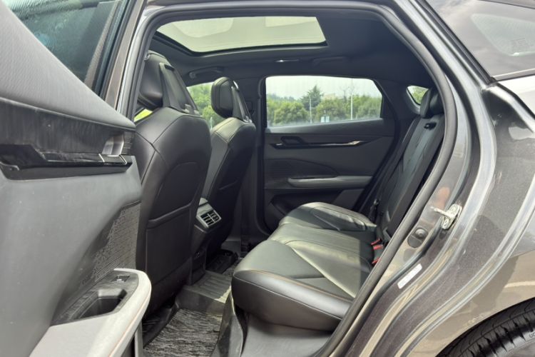 Used CHANGAN UNI-V 2022 1.5T Prestige Version Interior 1