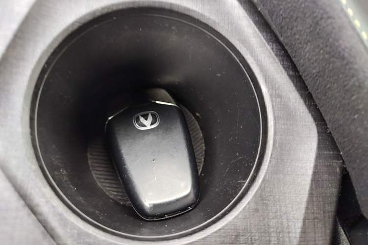 Used CHANGAN UNI-V 2022 2.0T Leading-Speed Edition Interior 1