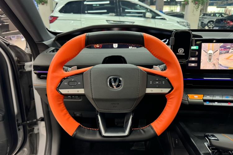 Used CHANGAN UNI-V 2022 1.5T Prestige Version Interior 2