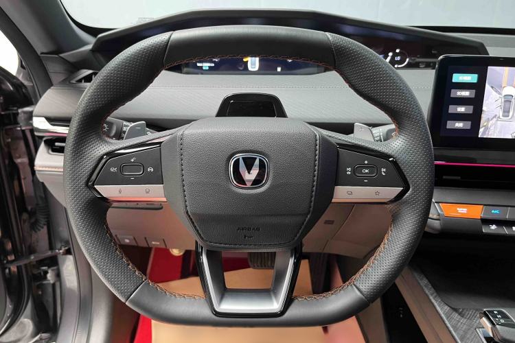 Used CHANGAN UNI-V 2022 1.5T Prestige Version Interior 2