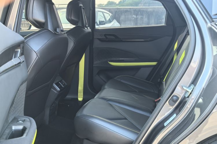 Used CHANGAN UNI-V 2022 1.5T Sport Edition Interior 2