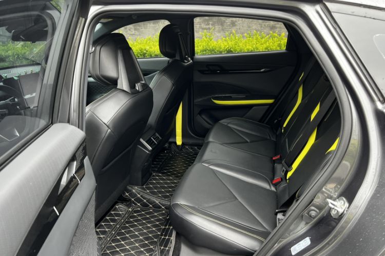 Used CHANGAN UNI-V 2022 1.5T Sport Edition Interior 2