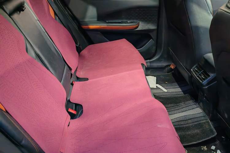 Used CHANGAN UNI-V 2022 1.5T Prestige Version Interior 3