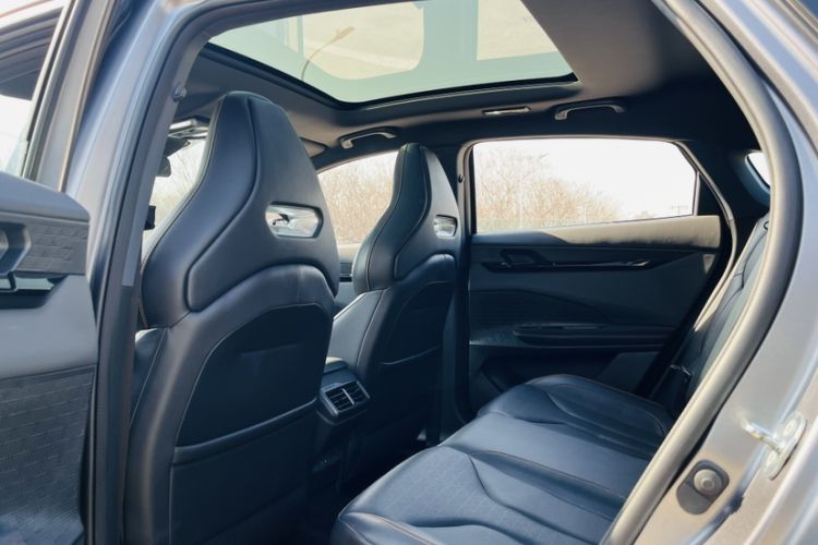 Used CHANGAN UNI-V 2022 2.0T Leading-Speed Edition Interior 3
